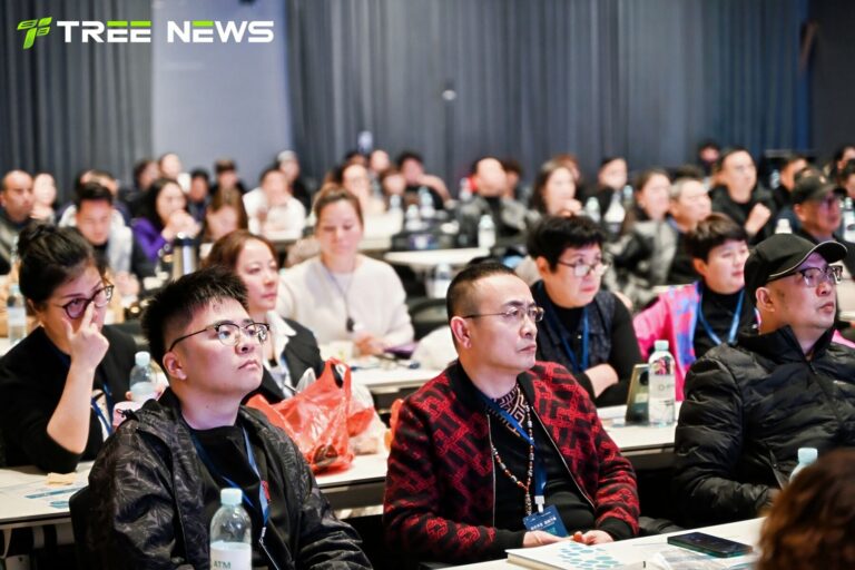 数实共生，连接万象——潮起杭州，AI 共识破局启航 现场 11